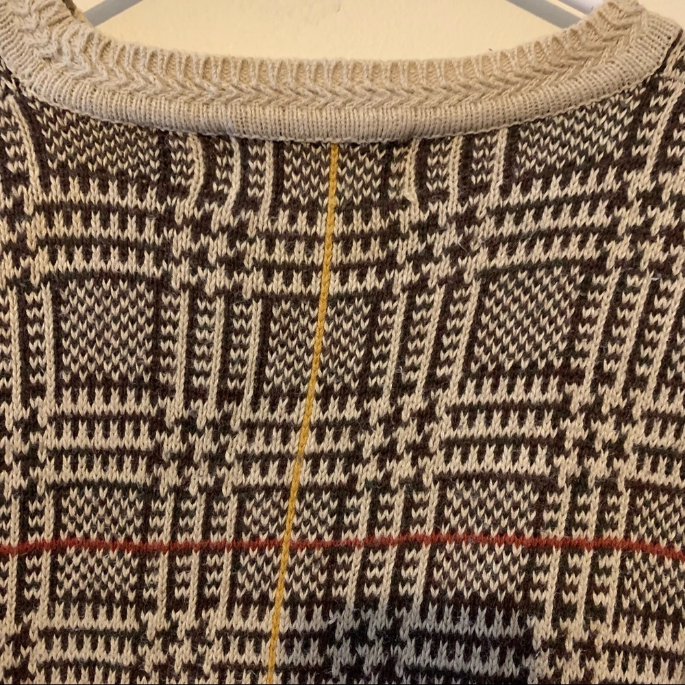 Vintage Patterned Sweater - image 2